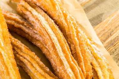 Churro toz şeker ile