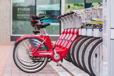 Kırmızı Kiralık Bisiklet