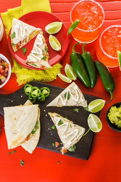 Quesadilla en rodajas de cerca — Foto de Stock