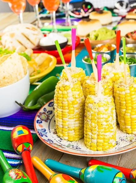 Fiesta Buffet Tisch — Stockfoto