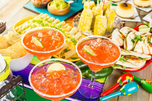 Fiesta ontbijtbuffet tabel — Stockfoto