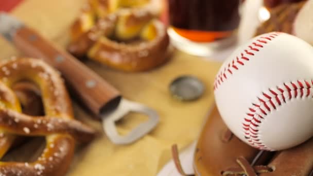 Comida fiesta de béisbol — Vídeos de Stock