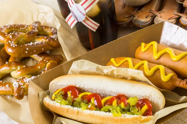 Comida fiesta de béisbol — Foto de Stock