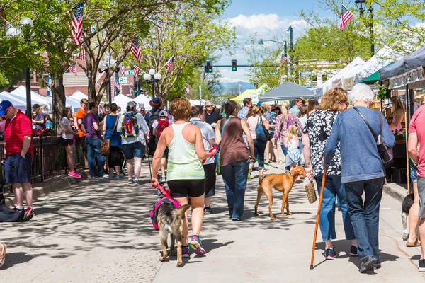 Çiftçiler piyasada bulunan alışveriş hafta sonu 