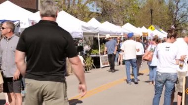 Çiftçiler piyasada bulunan alışveriş hafta sonu 