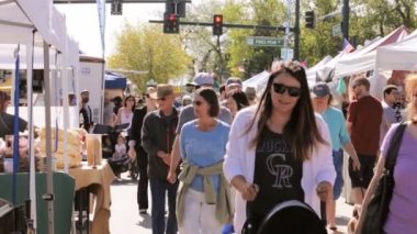 Çiftçiler piyasada bulunan alışveriş hafta sonu 