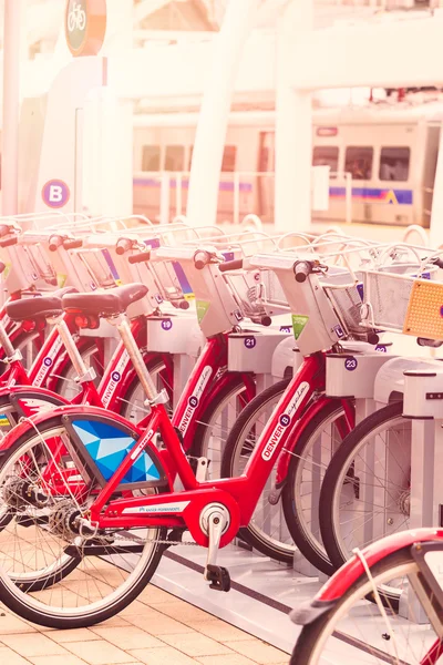 Red Rental bikes — Stock Photo, Image