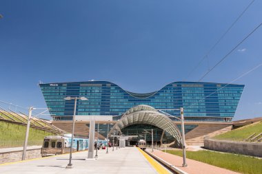 hafif raylı sistem istasyonu