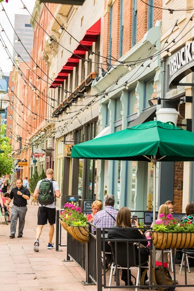 Görünüm Larimer Meydanı