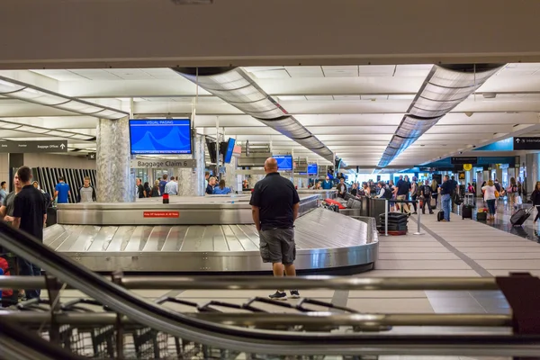 Utsikt över bagageutlämning — Stockfoto