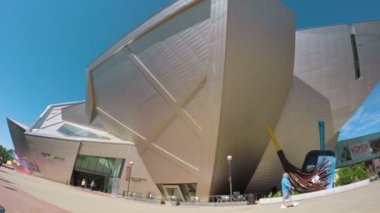 Denver Sanat Müzesi ve Denver ortak kitaplığı