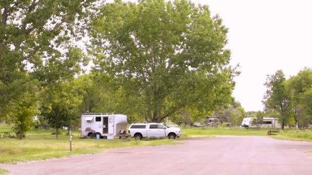 Zomer camping bij Cherry Creek State Park — Stockvideo