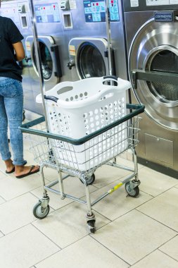 Endüstriyel çamaşır makineleri