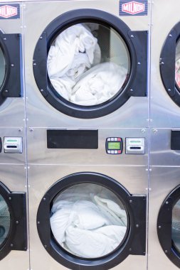 Endüstriyel çamaşır makineleri