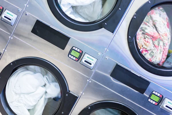 Endüstriyel çamaşır makineleri