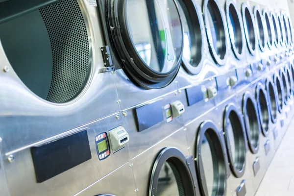 Endüstriyel çamaşır makineleri