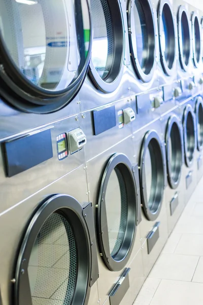 Endüstriyel çamaşır makineleri