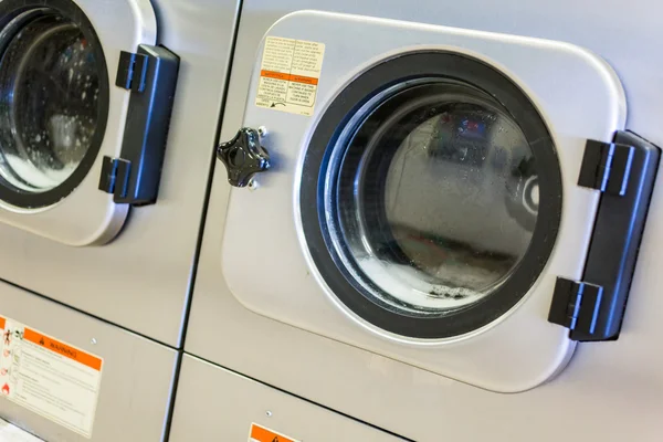 Endüstriyel çamaşır makineleri