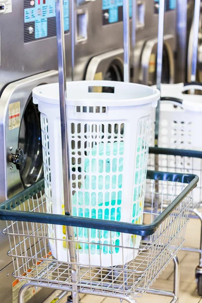 Endüstriyel çamaşır makineleri