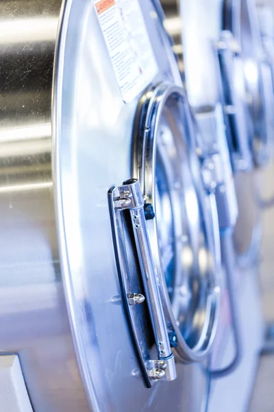 Endüstriyel çamaşır makineleri