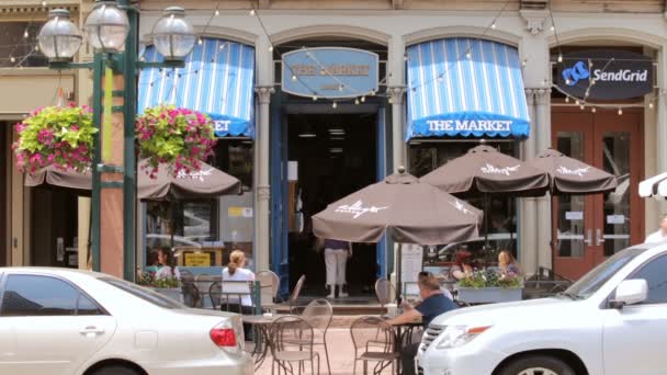 Historische Larimer plein in de zomer. — Stockvideo