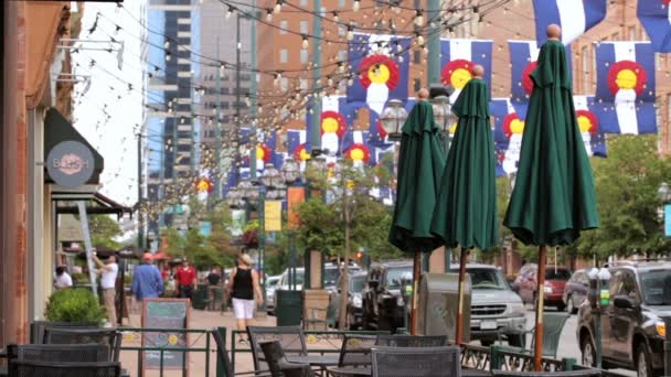 Place historique Larimer en été . — Video