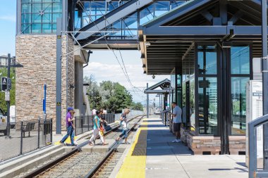 Orchard hafif raylı sistem istasyonu.