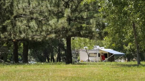 Campeggio camper a Cherry Creek State Park . — Video Stock