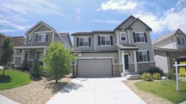 Konut komşuları'nda araba araba