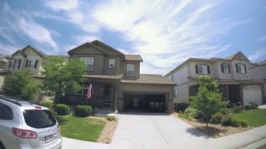 Konut komşuları'nda araba araba