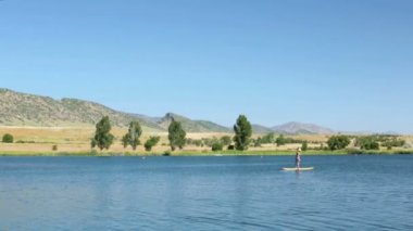 öğrenme kadın nasıl yapılır paddleboard 