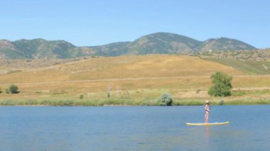 öğrenme kadın nasıl yapılır paddleboard 