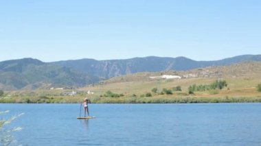 öğrenme kadın nasıl yapılır paddleboard 