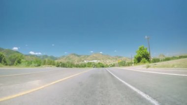 Eyaletler arası otoyolda araba araba