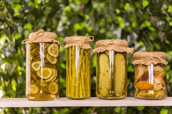 Verduras enlatadas caseras — Foto de Stock