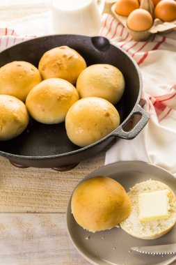 Akşam yemeği kadar yakın rulo