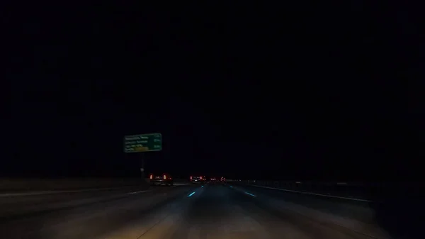 Conduire Sur Une Autoroute Inter États Banlieue Américaine — Photo