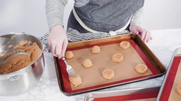 Pâte Biscuits Beurre Arachide Avec Pelle Pâte Dans Plaque Pâtisserie — Video