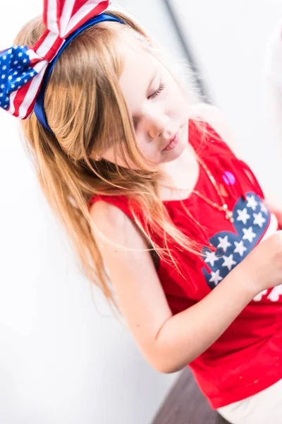Little Girl Painting Canvas July 4Th Party — Foto Stock