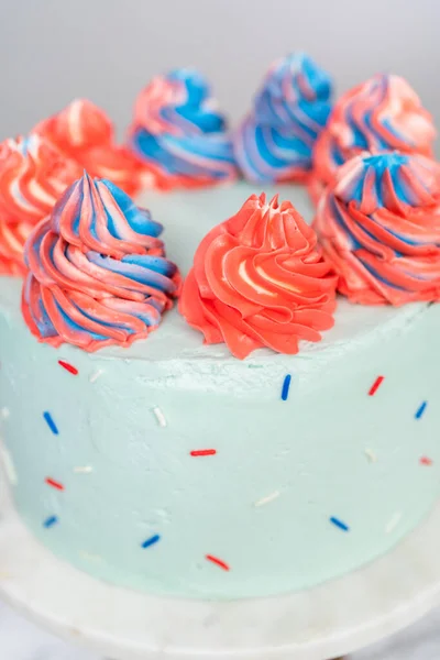 Red White Blue Vanilla Cake Buttercream Frosting July 4Th Celebration — Stock Photo, Image