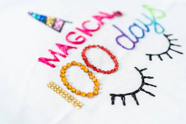 Decorating Girl Shirts 100 Days School Celebration — Stock Photo, Image