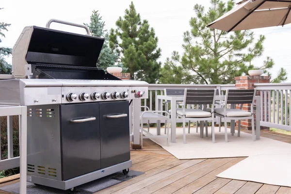 Parrilla Gas Seis Quemadores Aire Libre Patio Trasero Una Casa — Foto de Stock