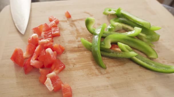 Preparare Burrito Colazione Con Verdure Fresche Uova Pancetta Nelle Tortillas — Video Stock