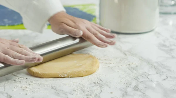 Step Step Rolling Out Dough Rolling Pin Bake Red White — Stock Photo, Image