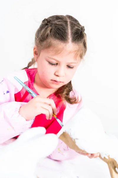 Bambina Che Lavora Suo Progetto Artistico Apprendimento Distanza Casa Durante — Foto Stock