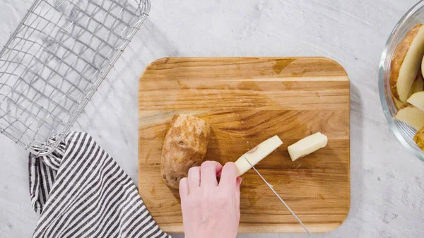 Flach Lag Schritt Für Schritt Zwiebelkartoffeln Keile Mit Olivenöl Und — Stockfoto