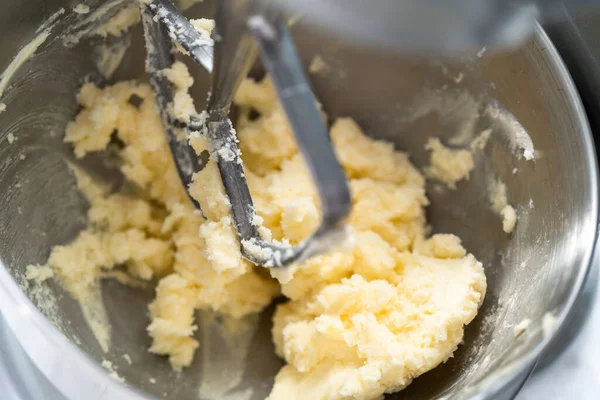 Bakken Zelfgemaakte Ronde Vanille Taart — Stockfoto