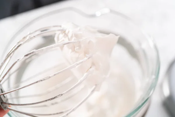 Faire Meringue Dans Mélangeur Cuisine Pour Cuire Des Biscuits Meringue — Photo