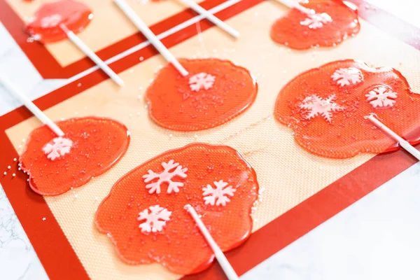 Fazendo Pirulitos Caseiros Sabor Baga Com Flocos Neve — Fotografia de Stock