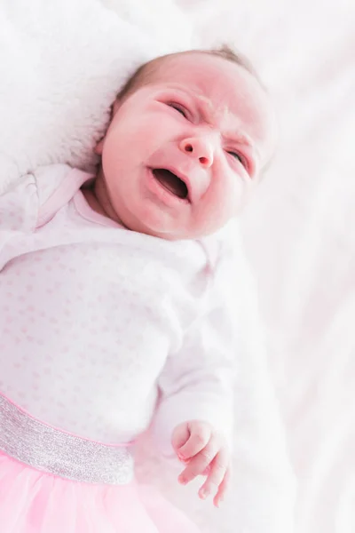 一个3周大的女婴的生活方式肖像 — 图库照片